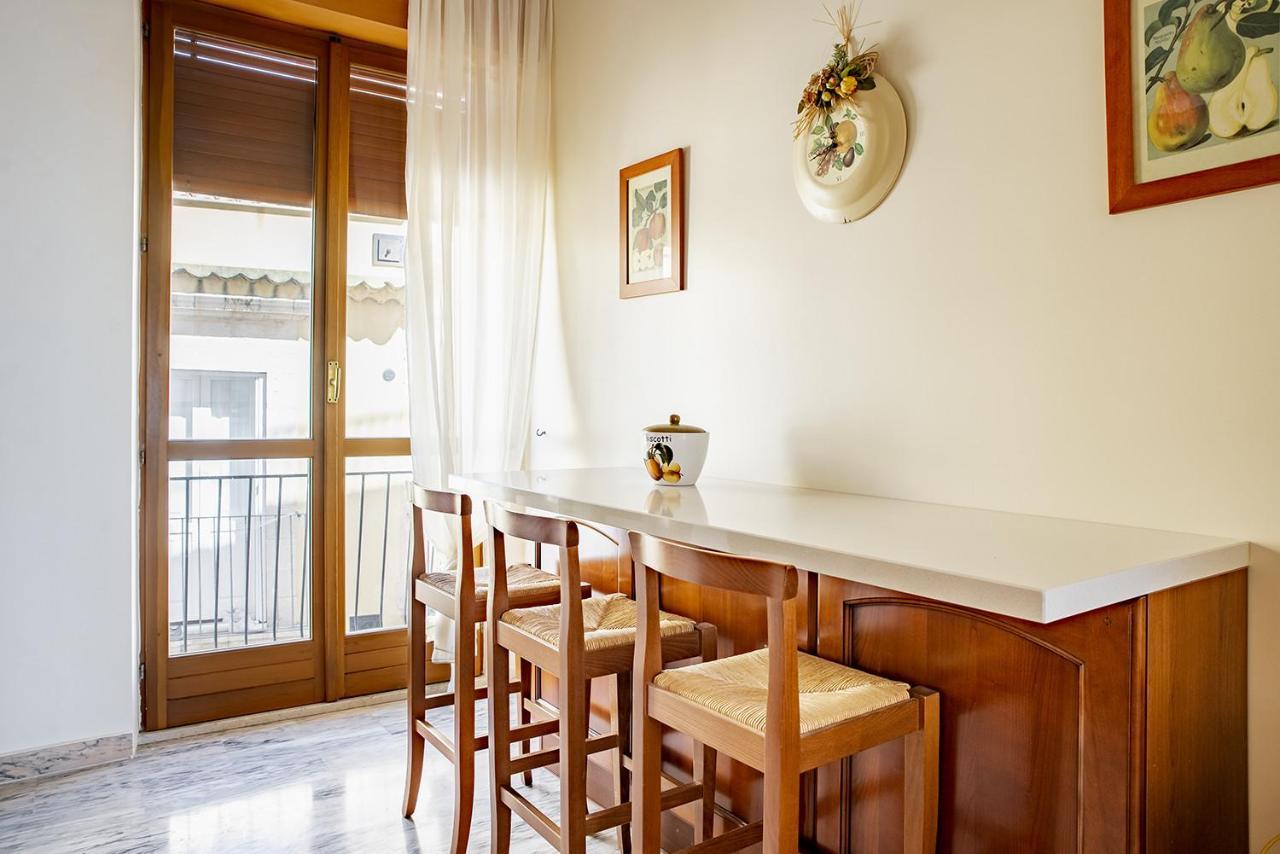 Ortigia Seafront Apartment By Wonderful Italy Syracuse ภายนอก รูปภาพ
