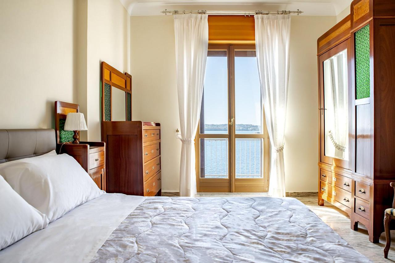 Ortigia Seafront Apartment By Wonderful Italy Syracuse ภายนอก รูปภาพ